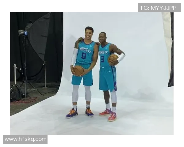 特里罗齐尔的崛起之路：从替补到全能后卫的华丽转身